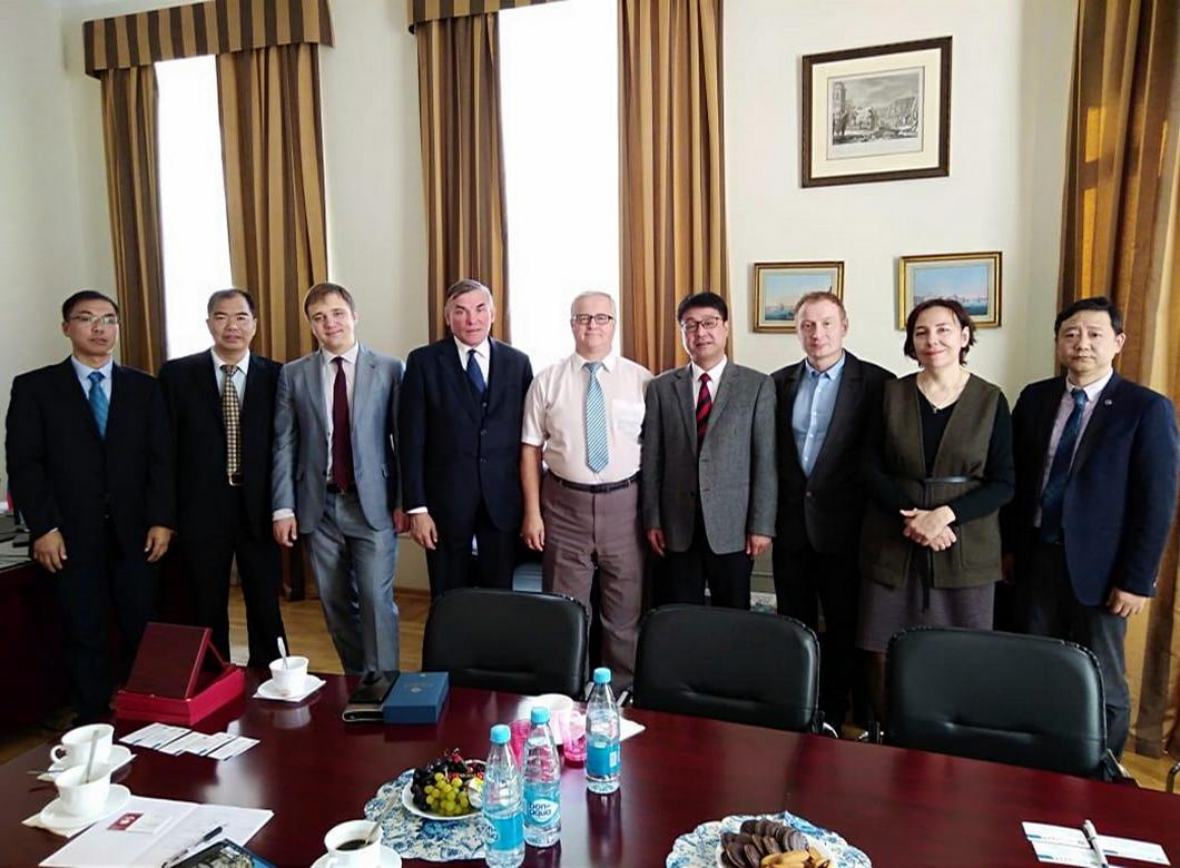В СПбГУ обсудили вопросы академического сотрудничества с технологическим университетом Нинбо (КНР)