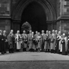 Группа участников церемонии присуждения почетных степеней в Университете Глазго в 1966 г.